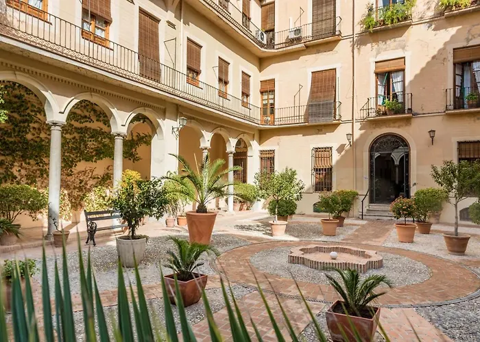 Patios De Garcia Lorca גרנדה